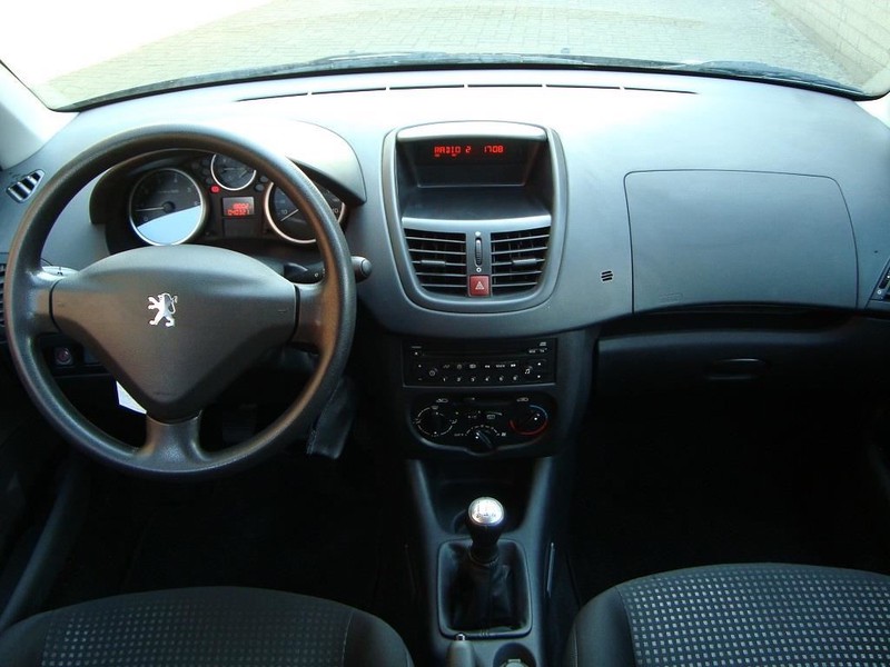 20297128-10.jpg