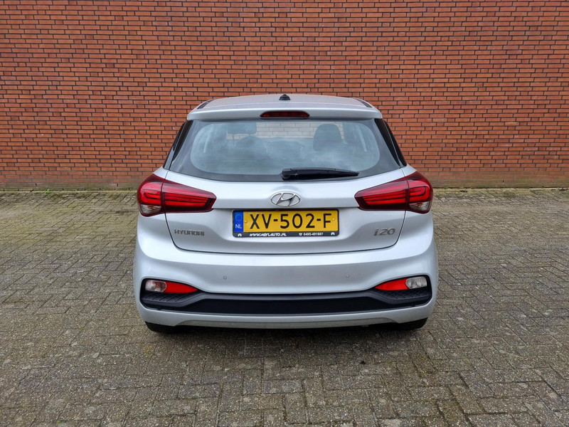 36859074-7.jpg